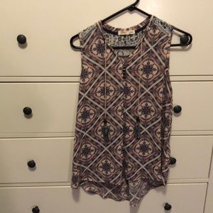 Sleeveless blouse